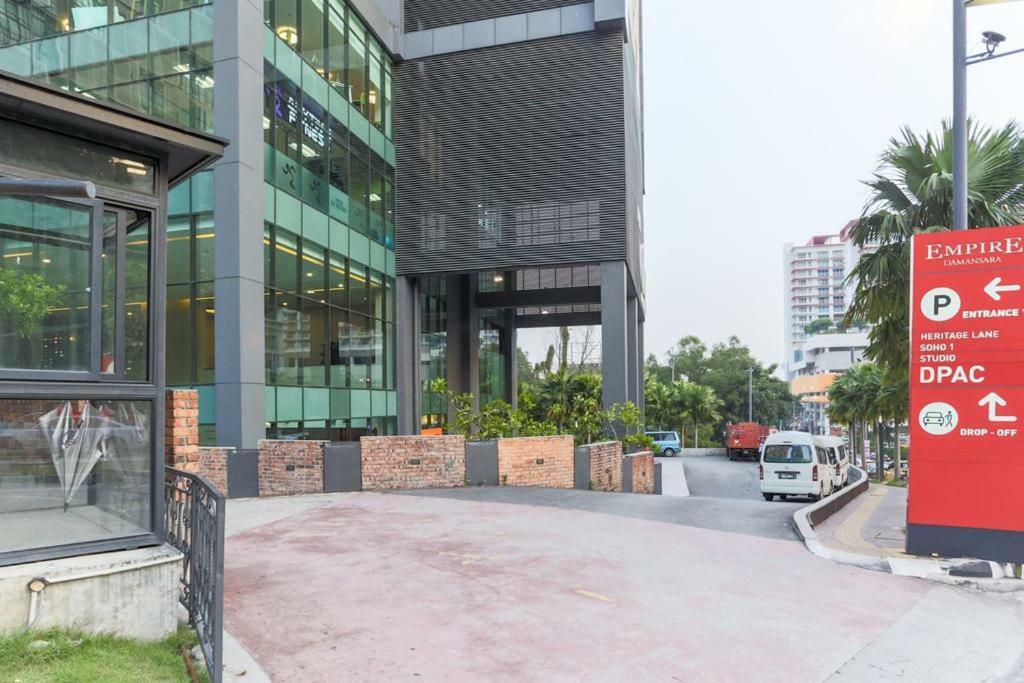 Five Studio - Empire Damansara Petaling Jaya Exterior photo