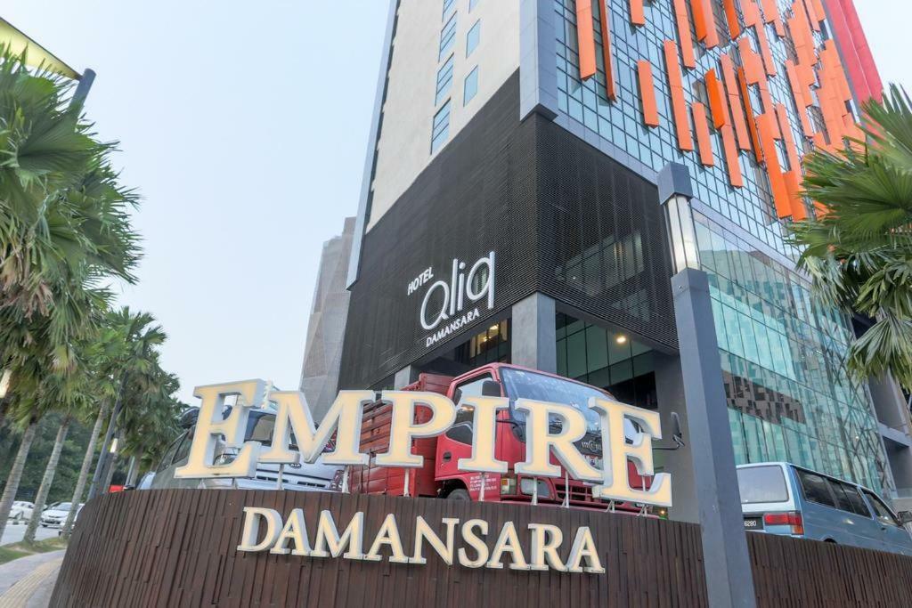 Five Studio - Empire Damansara Petaling Jaya Exterior photo